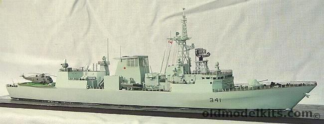 CM 1/350 HMCS Halifax  (Modern Canadian City Class FFG) plastic model kit